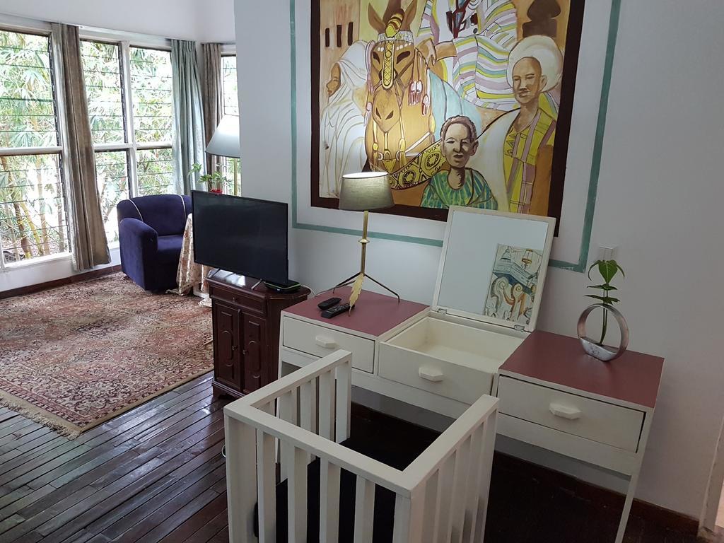 Bushman Cafe Hotel Abidjan Extérieur photo